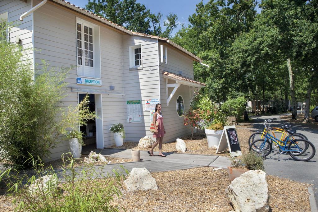 Camping Officiel Siblu Domaine De Soulac 외부 사진